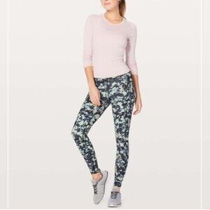 Lululemon Speed Up Tight 28" Luxtreme Spring Bloom Multi Size 4